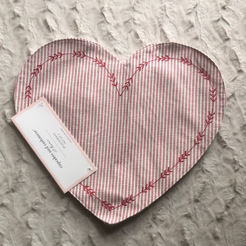 Cupcakes & Cashmere Red Striped Heart Shaped Placemats